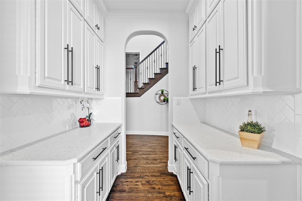 Prosper, Texas 75078, United States, 5 Bedrooms Bedrooms, ,5 BathroomsBathrooms,Residential,Pending,46041