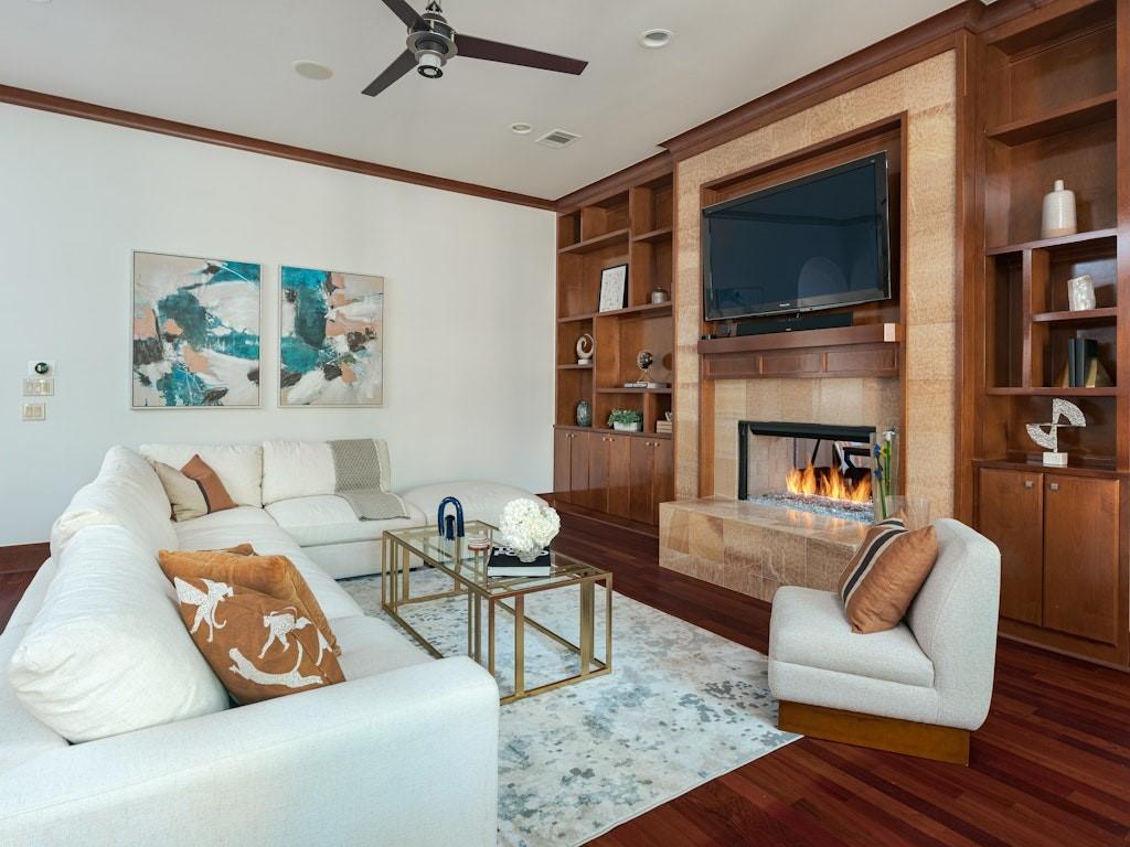 6507 Lupton