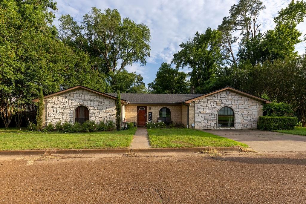 303 Wanda Drive
