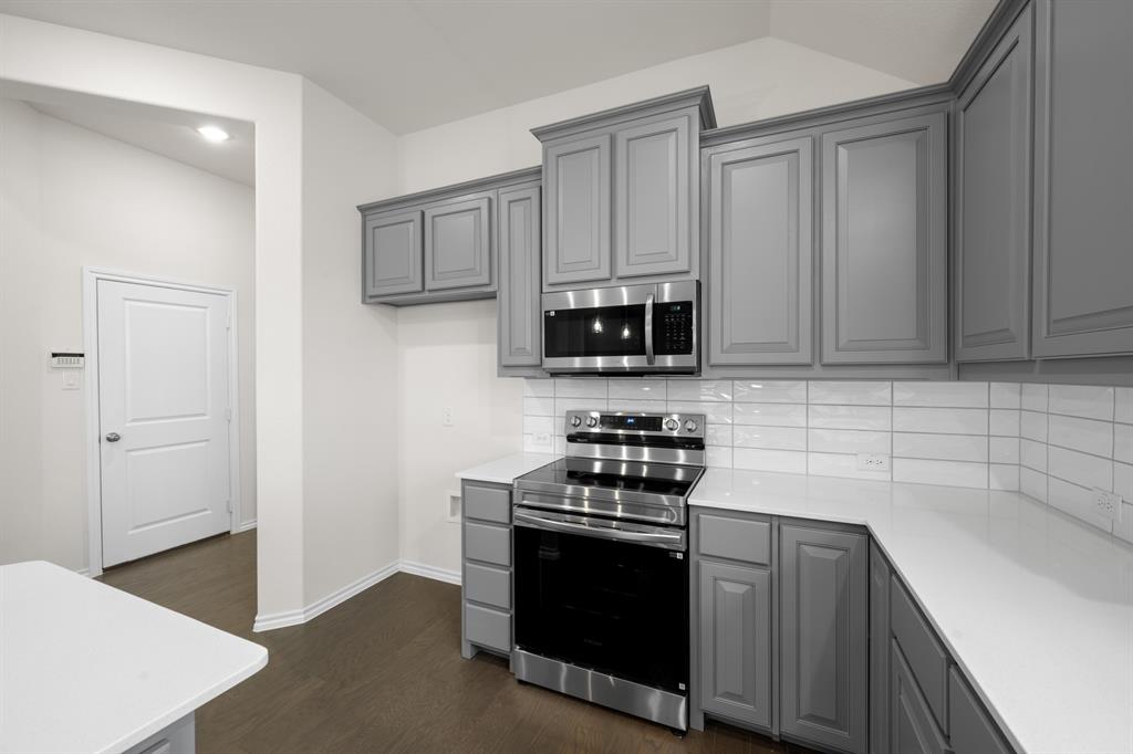 4541 Lyre Leaf Drive