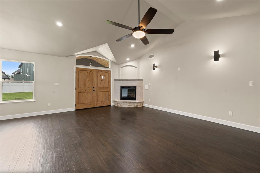 407 Charleston Park