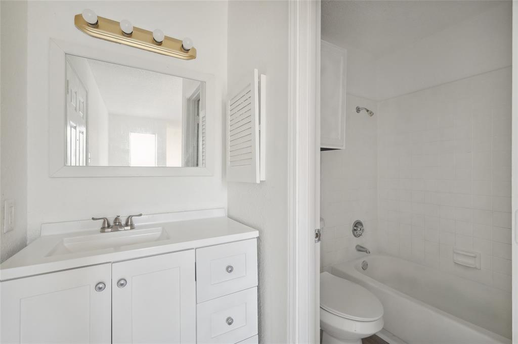 Richland Trace Condos - Residential