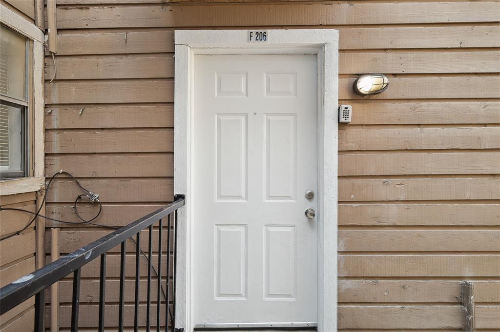 Richland Trace Condos - Residential