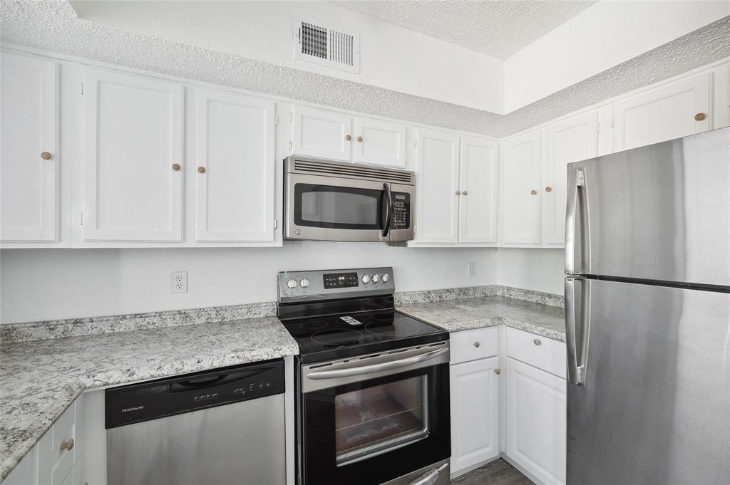 Richland Trace Condos - Residential