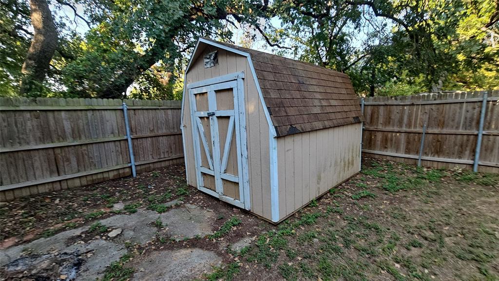 Indian Oaks Sub - Residential