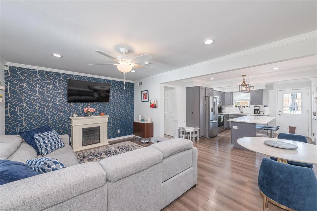 5076 Matilda Street 227