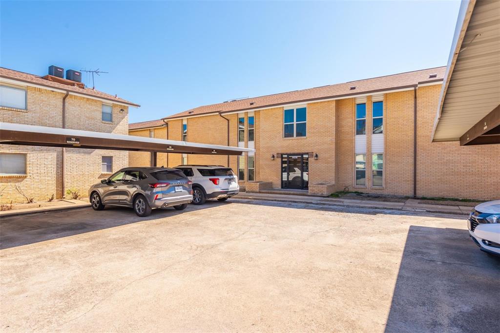 Birchbrook 02 Condo - Residential
