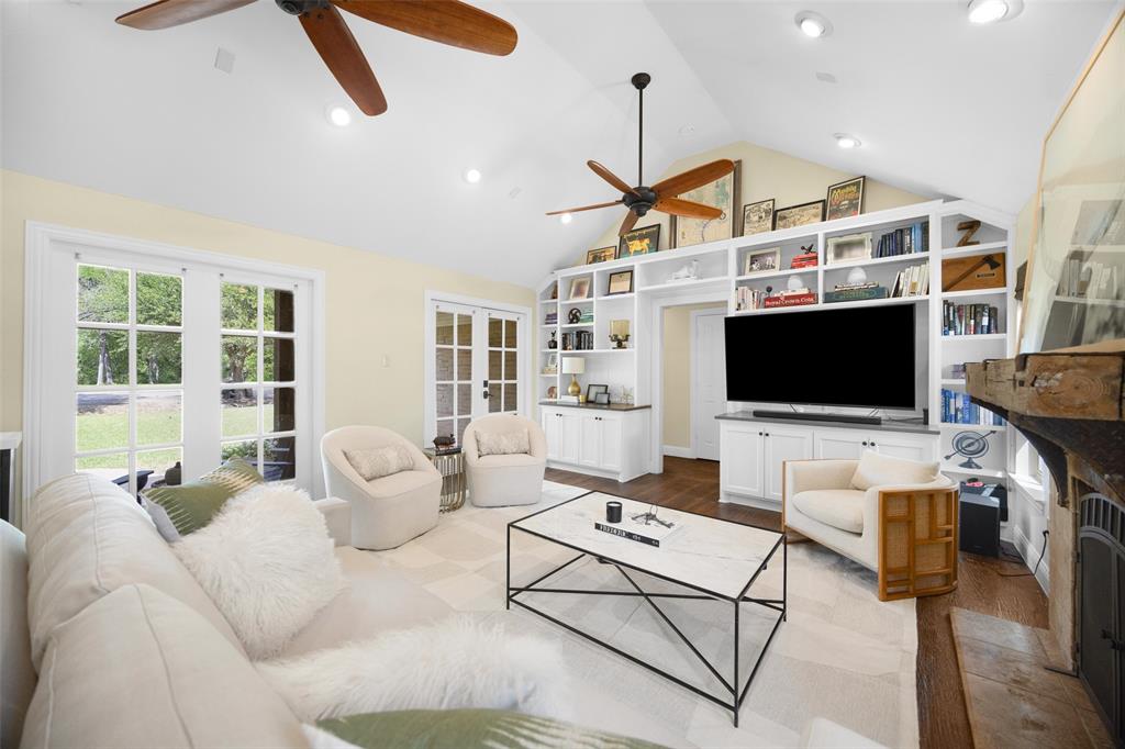 Shore Crest Terrace - Residential