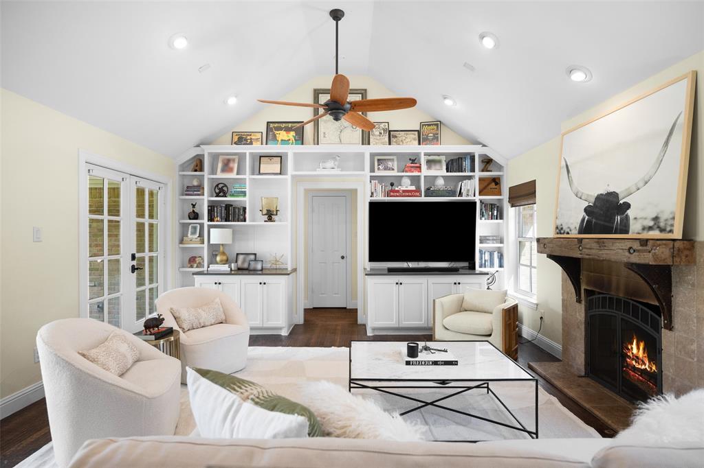 Shore Crest Terrace - Residential