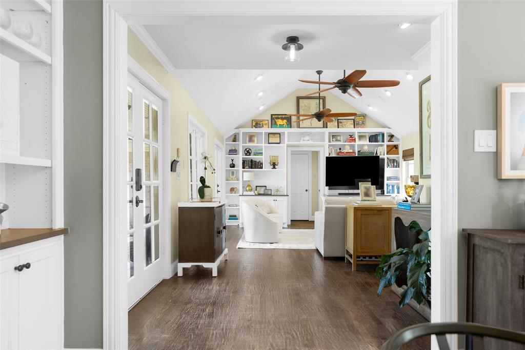 Shore Crest Terrace - Residential