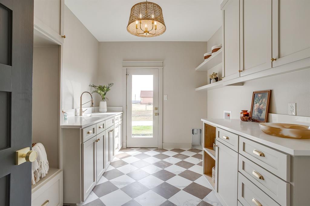 Pyramid Acres - Residential