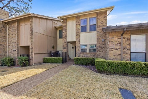 Photo of 2923 Shady Knoll Lane, Bedford, TX 76021 (MLS # 21346149)