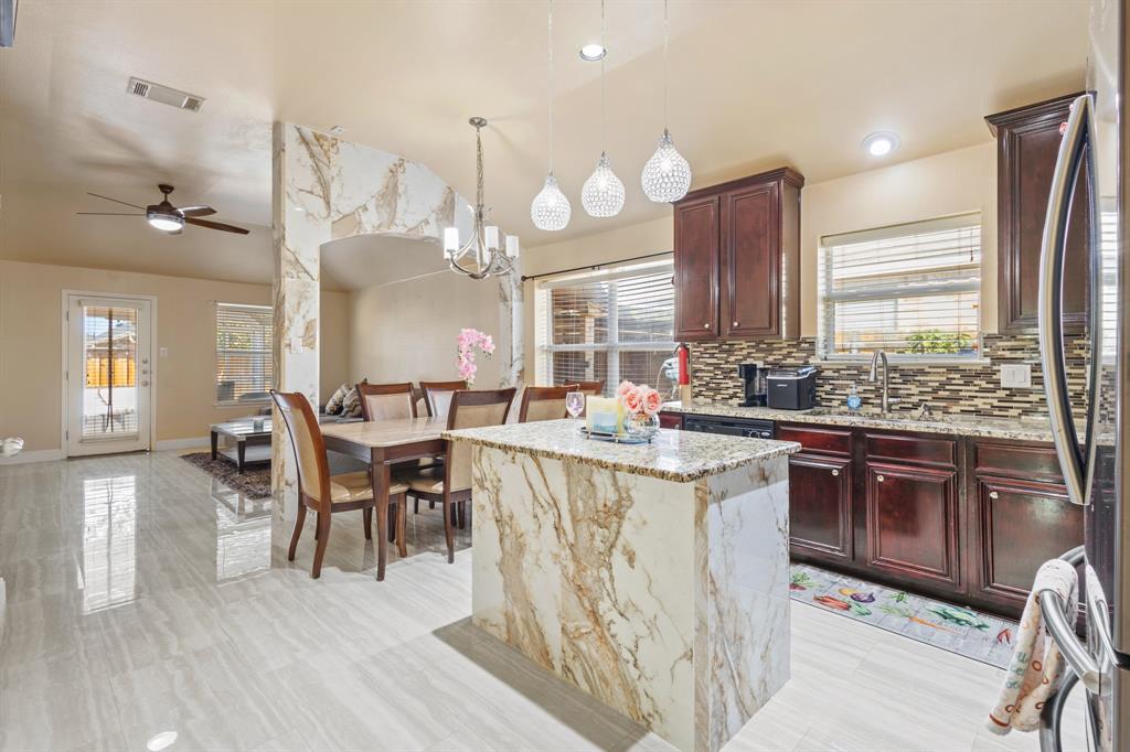 943 Furlong Drive
