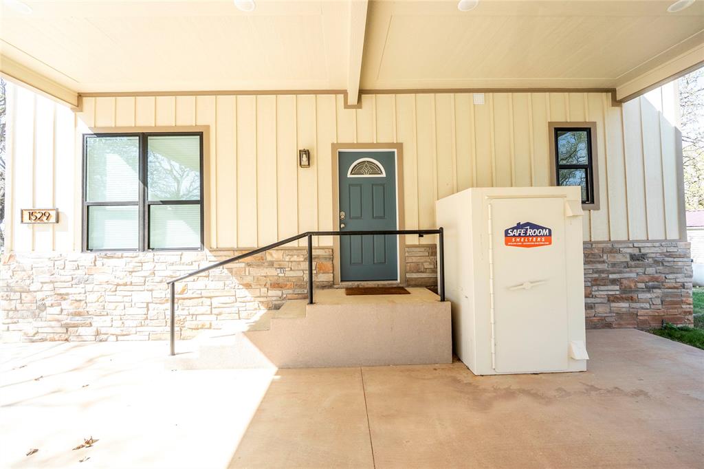 1529 Casino Road