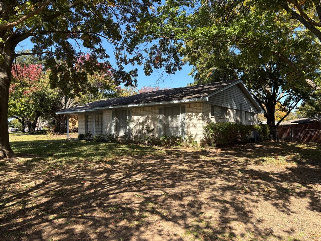 Ridgewood Park 04 - Residential Lease