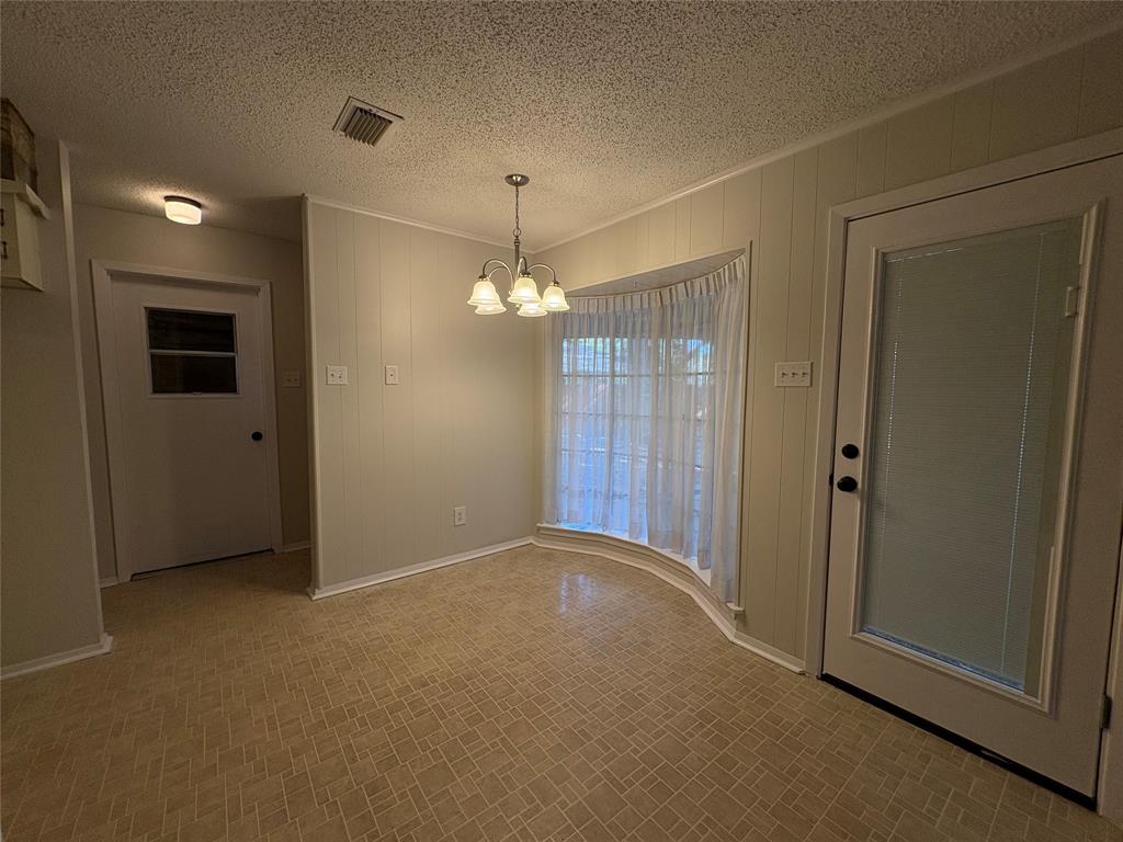 Ridgewood Park 04 - Residential Lease