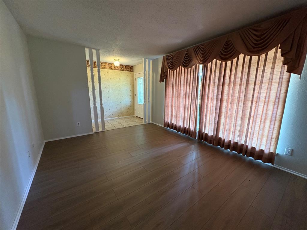 Ridgewood Park 04 - Residential Lease