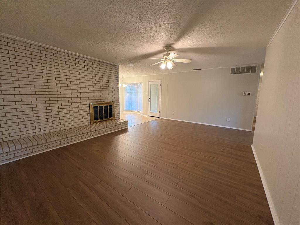 Ridgewood Park 04 - Residential Lease