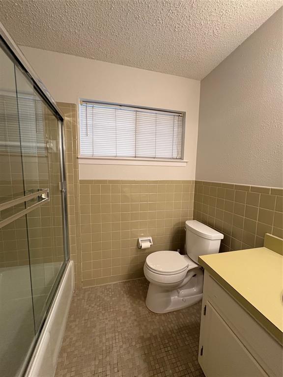 Ridgewood Park 04 - Residential Lease