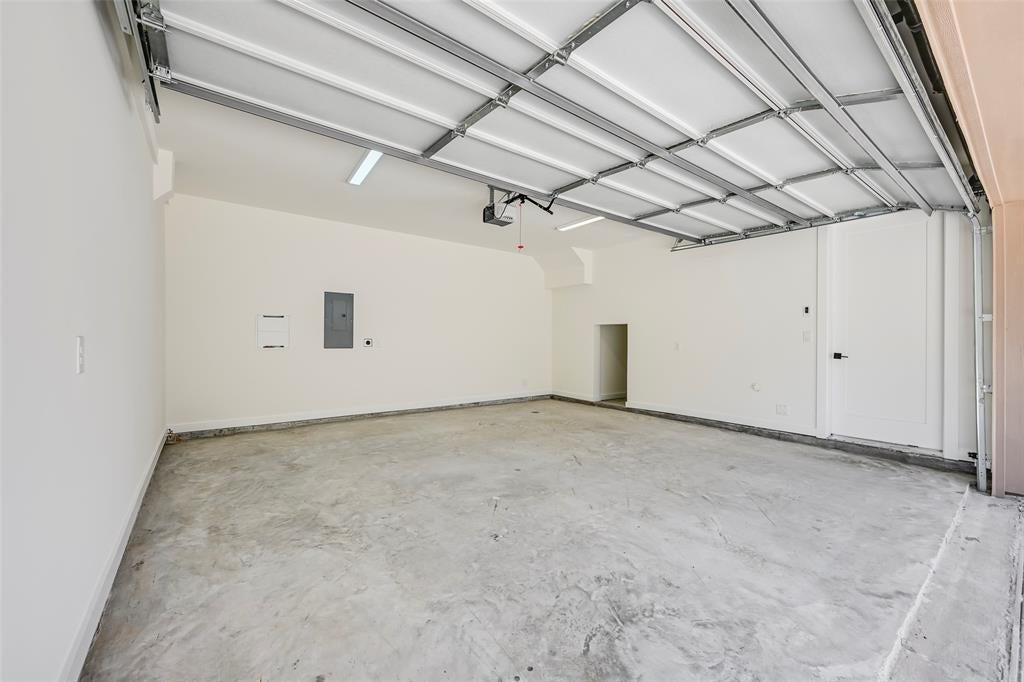 2247 Mail Avenue 102