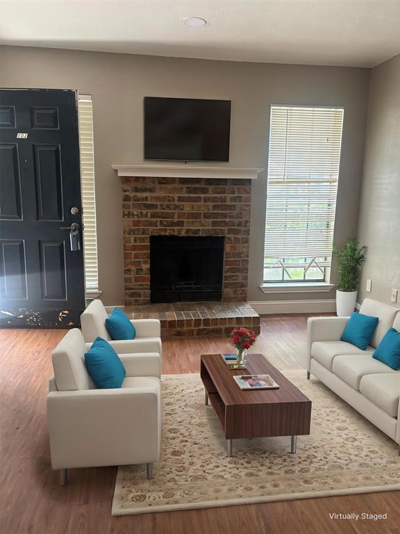 9520 Royal Lane 103