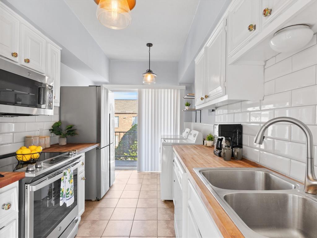 Royale Orleans North Condo - Residential