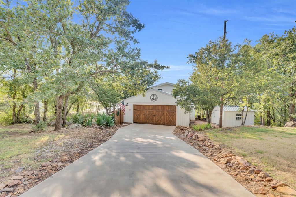 1136 S Lakeview Drive