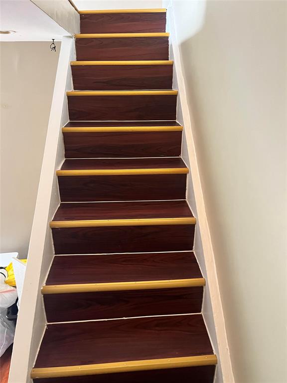 Twin Villas Twnhms - Residential Lease