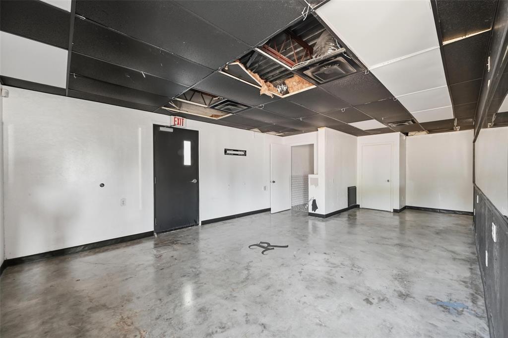 Tucker Add - Commercial Sale