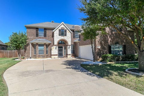 Photo of 205 Edenderry Drive, Keller, TX 76248 (MLS # 21405067)