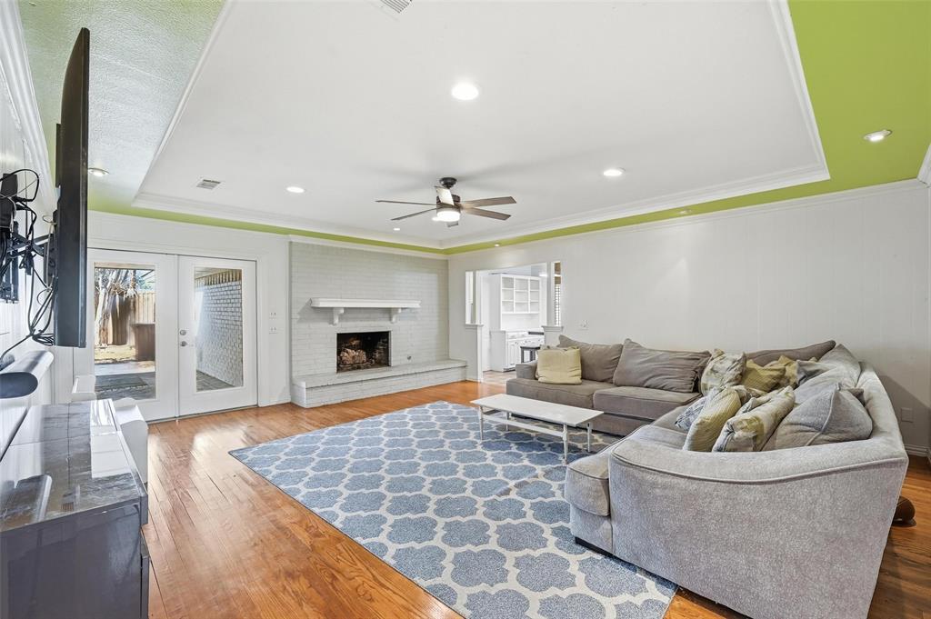 2705 Las Palmas Lane