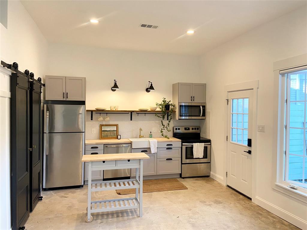 Brentwood - Residential