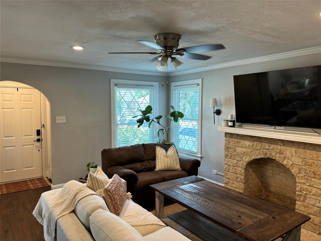 Brentwood - Residential