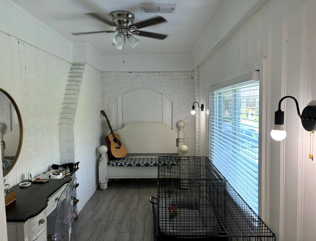 Brentwood - Residential