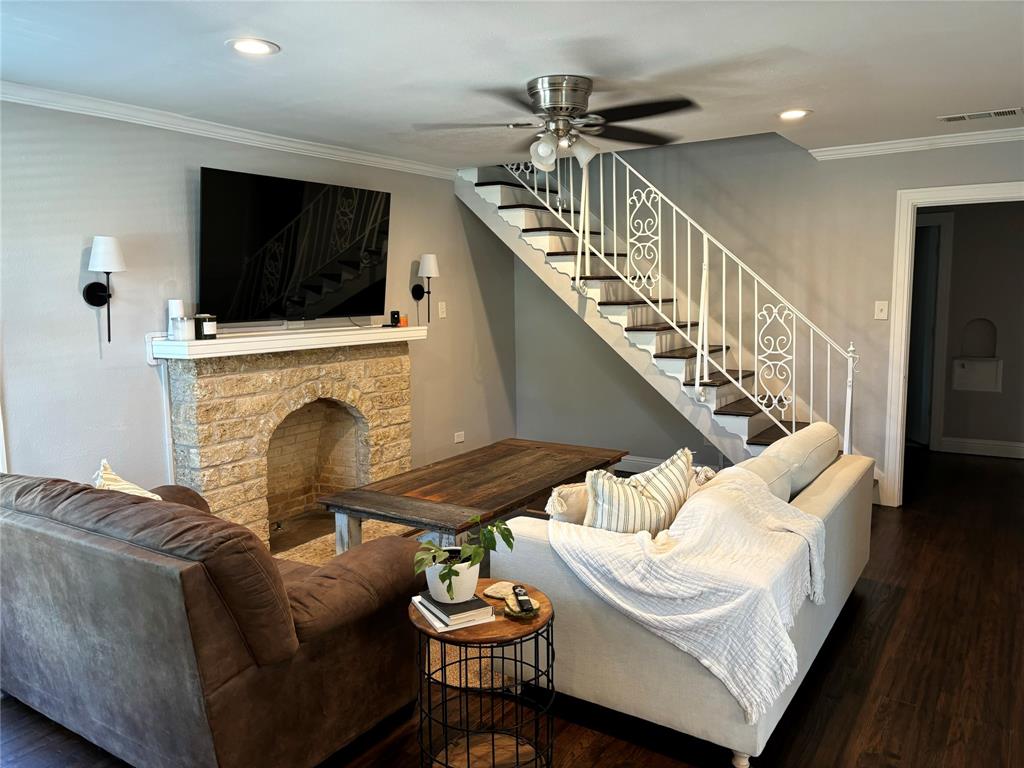 Brentwood - Residential