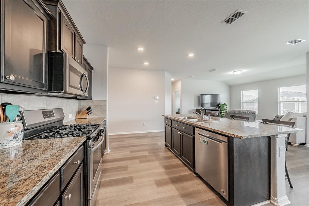 Chapel Crk Ph 2 - Residential