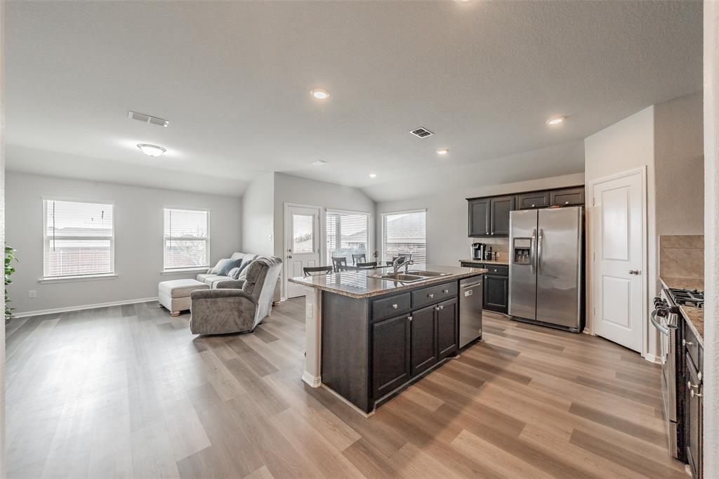 Chapel Crk Ph 2 - Residential