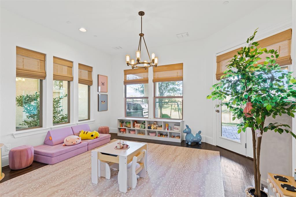 Vue Las Colinas - Residential