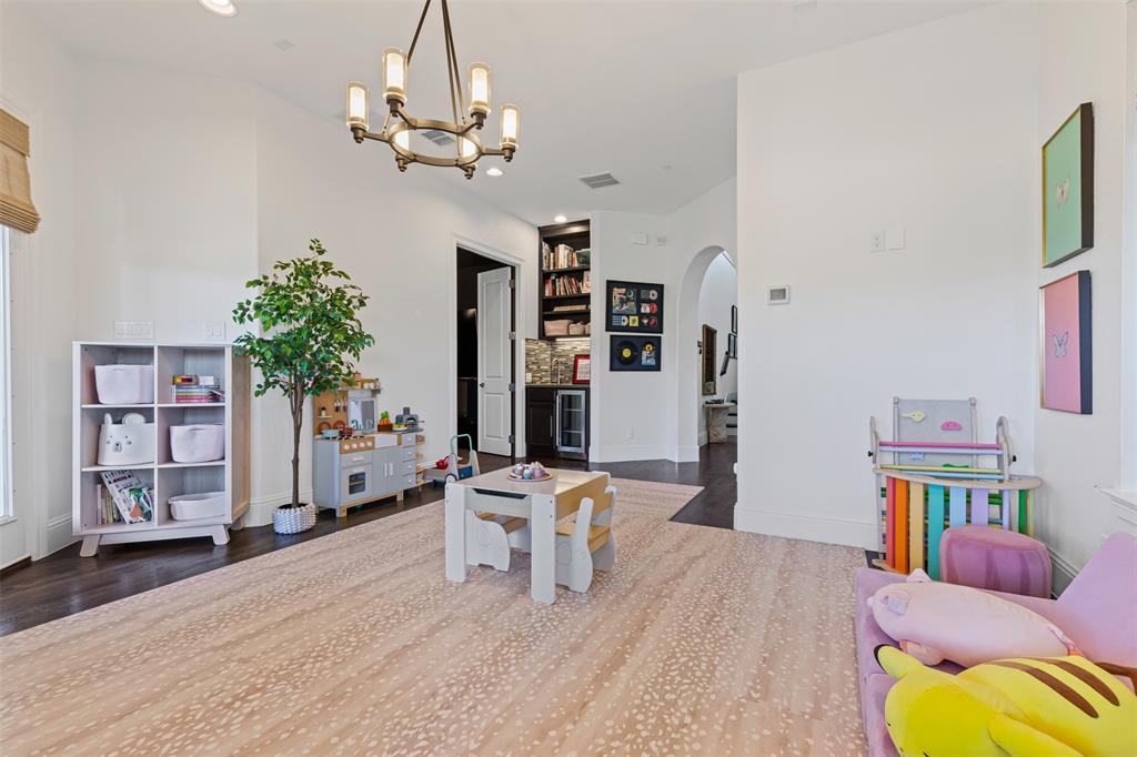 Vue Las Colinas - Residential