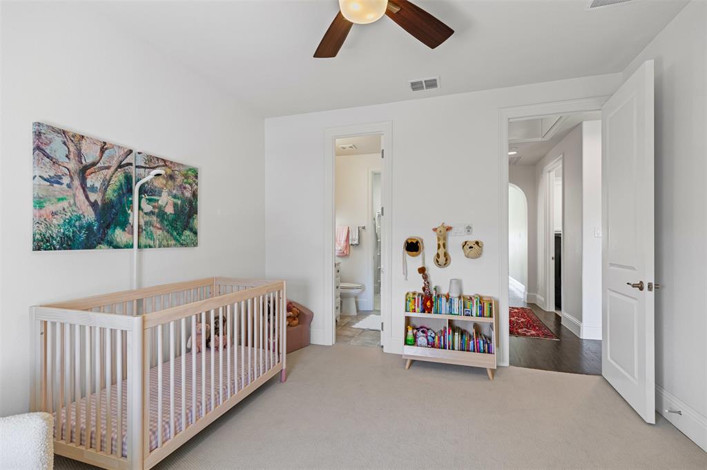 Vue Las Colinas - Residential