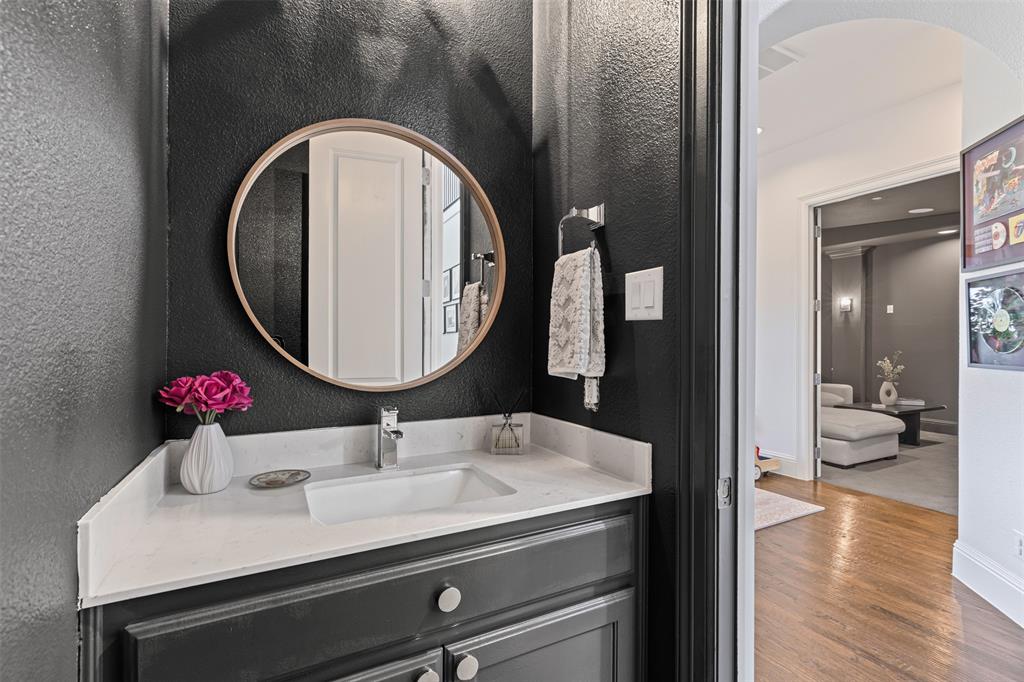 Vue Las Colinas - Residential