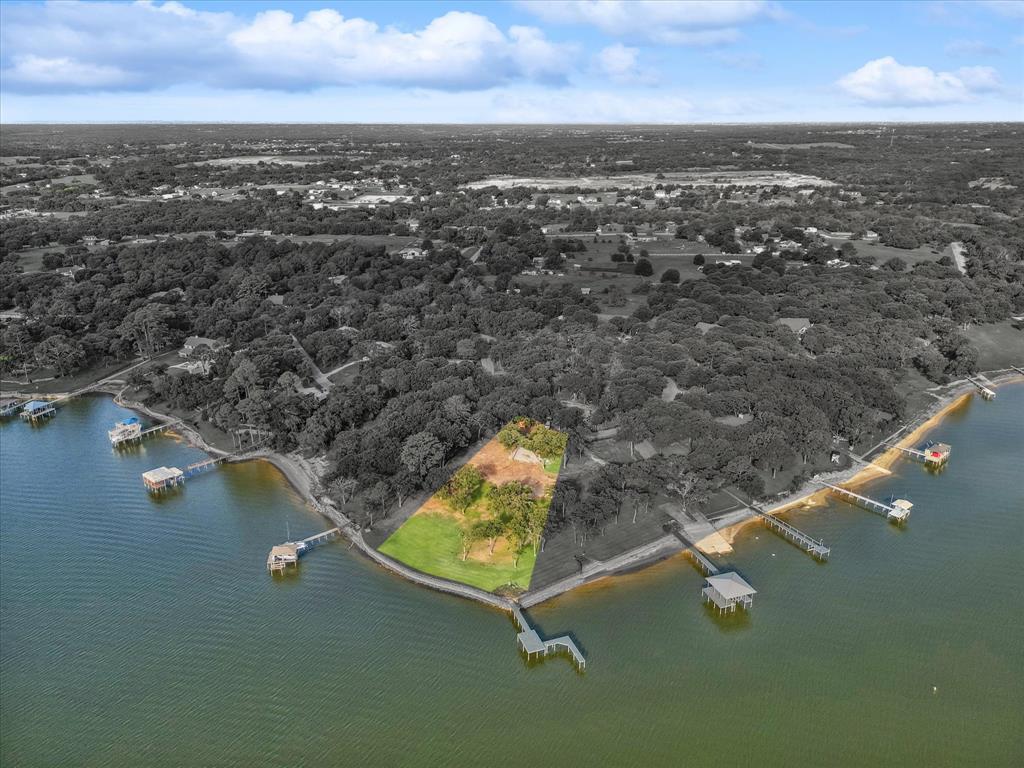 12420 Lake Forest Drive