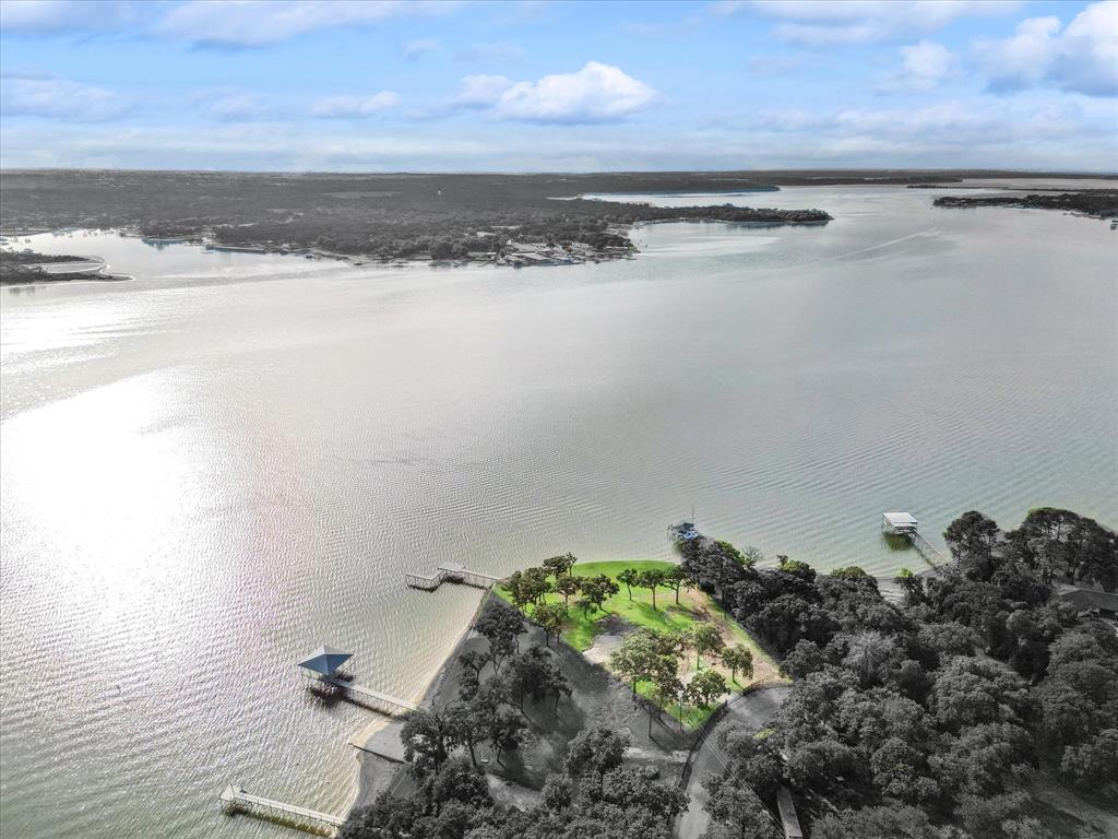 12420 Lake Forest Drive