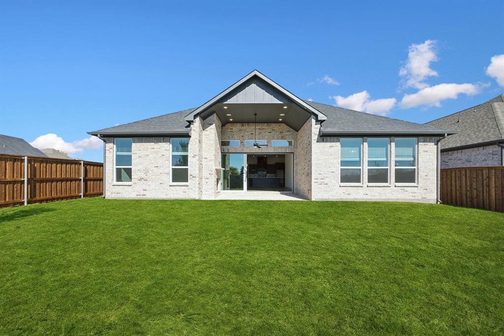 Trinity Falls - Residential