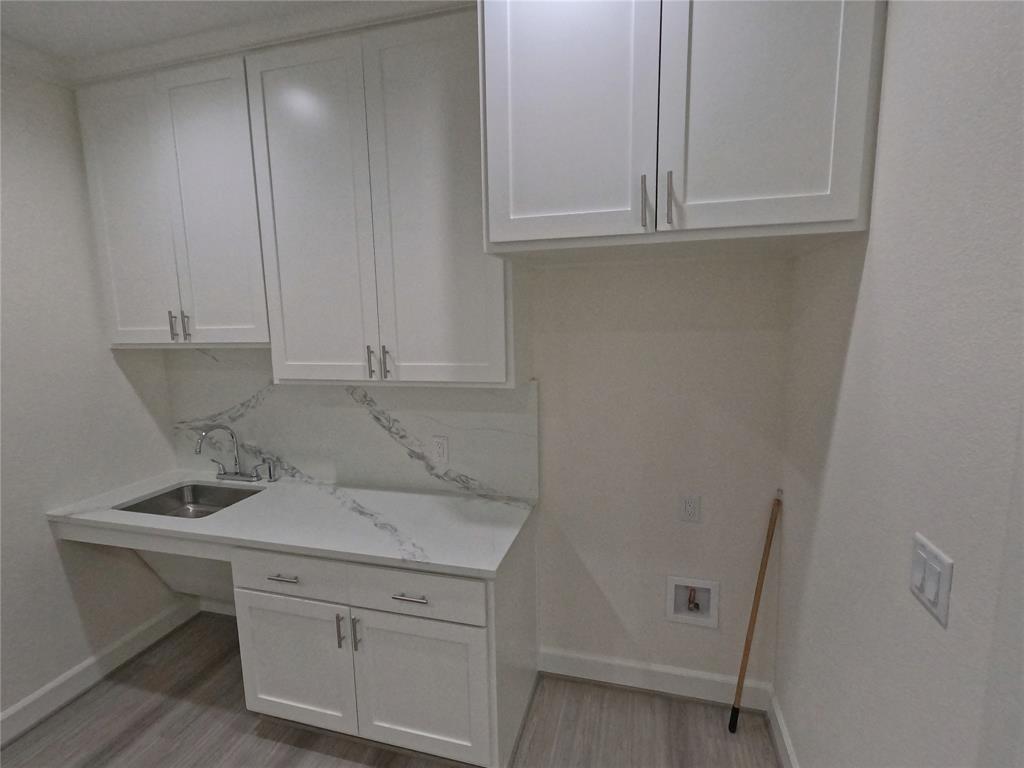 THE OFFICES AT STONEBROOK CROSSING - Commercial Lease