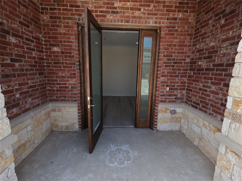 THE OFFICES AT STONEBROOK CROSSING - Commercial Lease