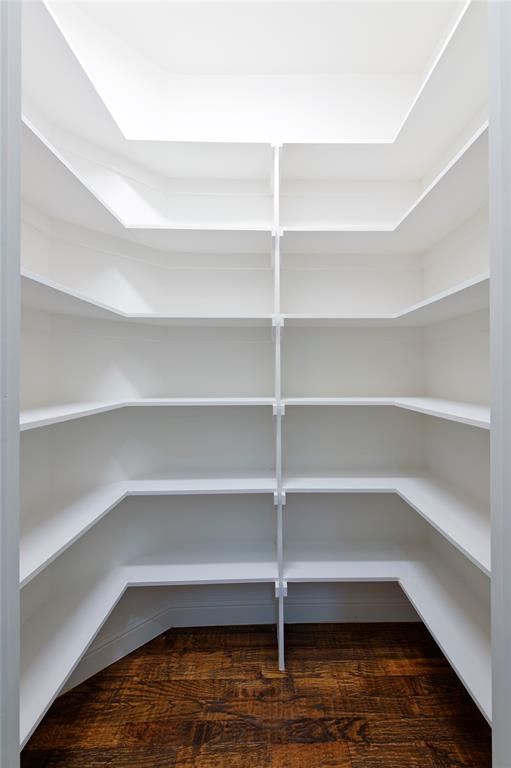 La Foy Place 01 Instl Add - Residential