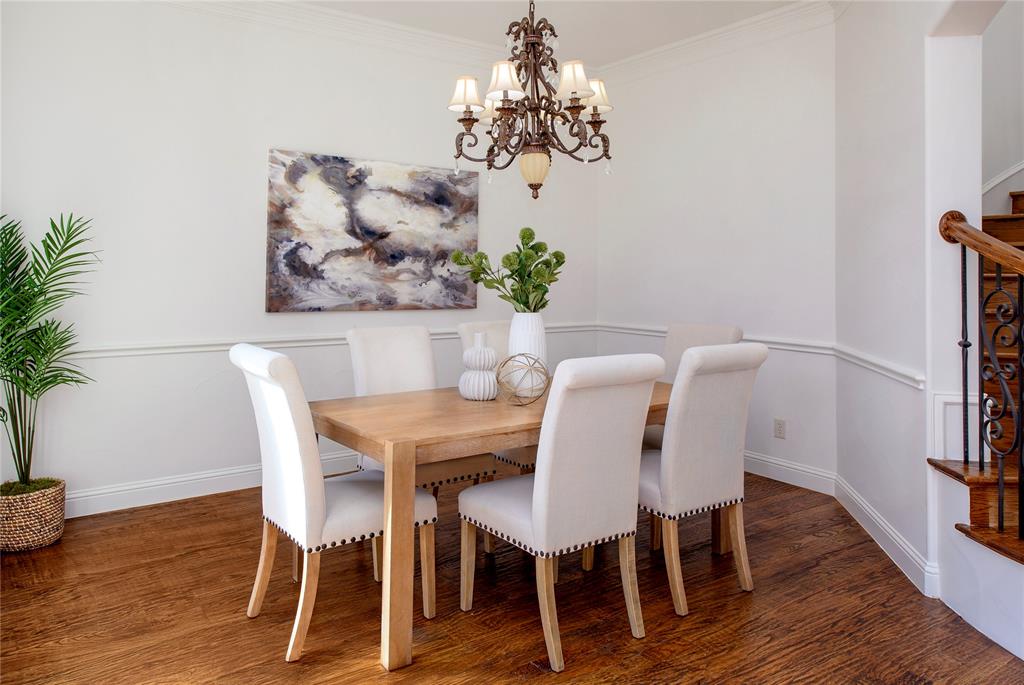 La Foy Place 01 Instl Add - Residential