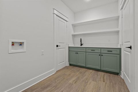 Tiny photo for 15714 County Road 436, Lindale, TX 75771 (MLS # 21197727)