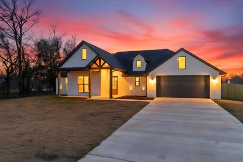 Tiny photo for 15714 County Road 436, Lindale, TX 75771 (MLS # 21197727)